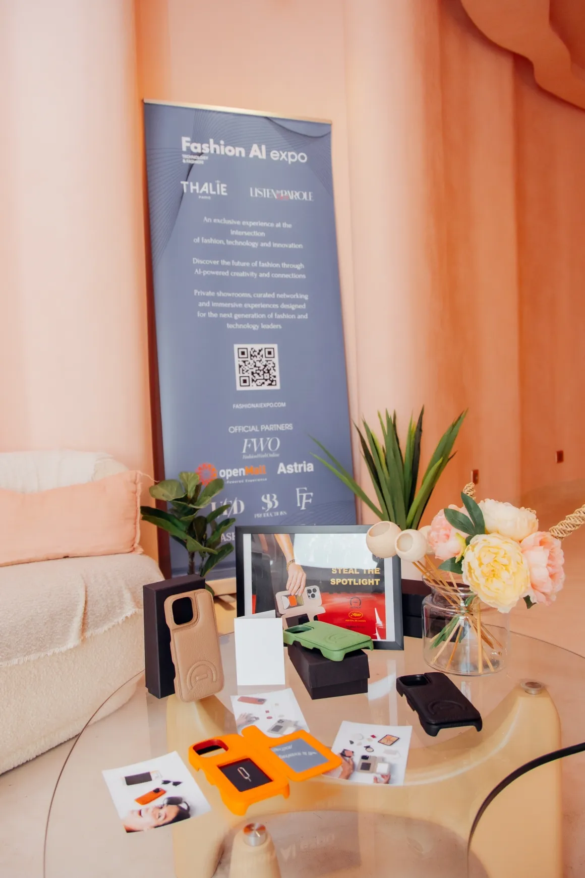 Cannes Showroom